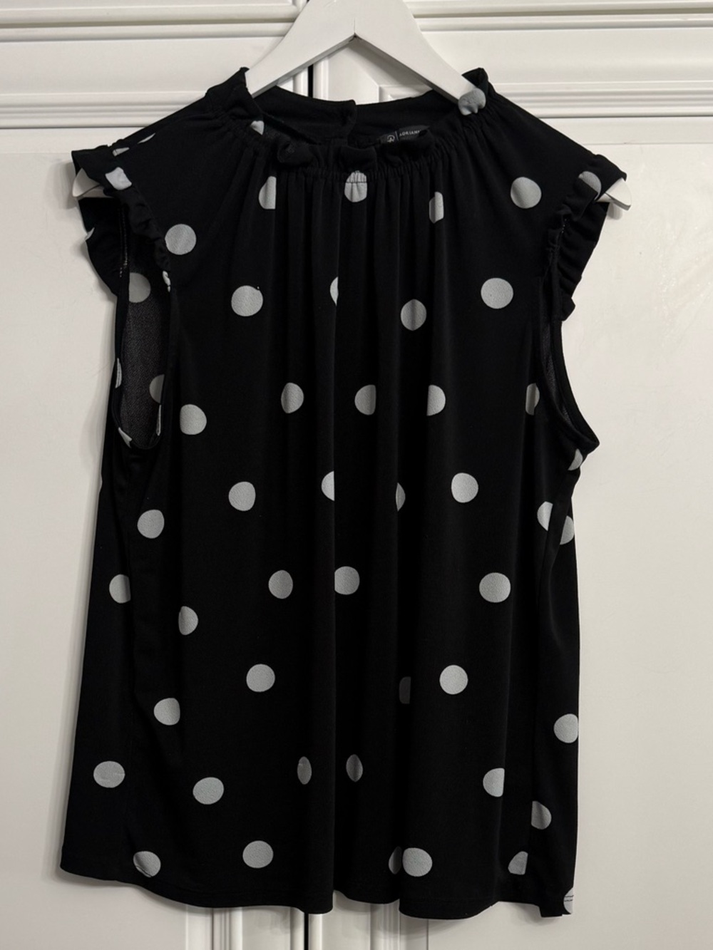 Adrianna Papell Size Large Black and White Polka Dot Blouse Cap Sleeve High Neck